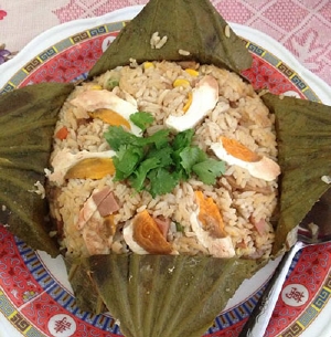 ข้าวอบใบบัว